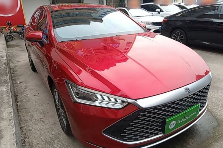 Used BYD Qin PLUS 2023 Champion Edition DM-i 120KM Excellence Model Front Right 45 Deg