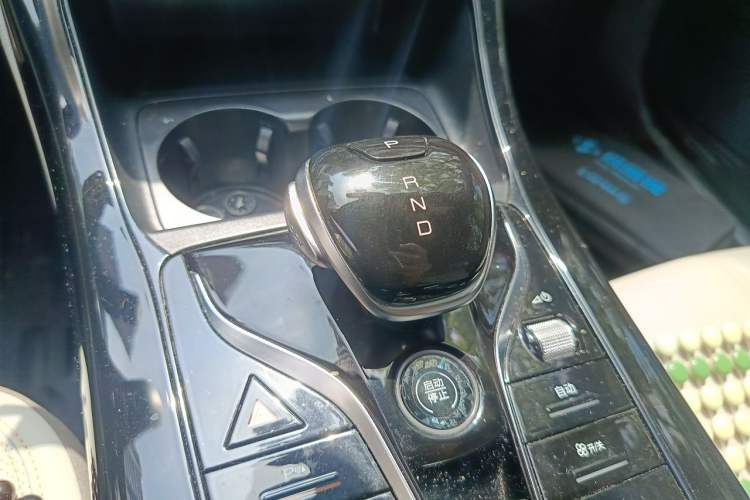 Used BYD Qin PLUS 2023 Champion Edition DM-i 55KM Leading Model Gear Lever