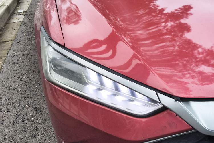 Used BYD Qin PLUS 2023 Champion Edition DM-i 120KM Leading Model Right Front Headlight