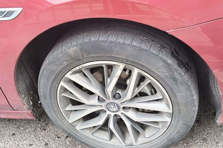 Used BYD Qin PLUS 2023 Champion Edition DM-i 120KM Leading Model Right Front Wheel Hub
