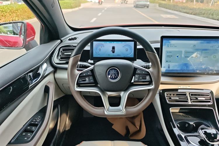 Used BYD Qin PLUS 2023 Champion Edition EV 610KM Excellence Model Steering Wheel