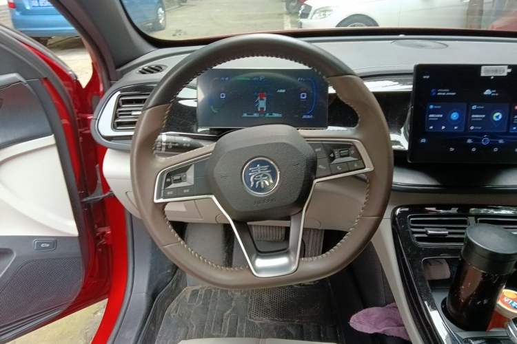 Used BYD Qin PLUS 2023 Champion Edition DM-i 55KM Leading Model Steering Wheel