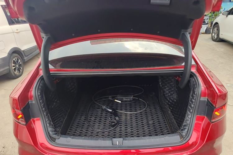 Used BYD Qin PLUS 2023 Champion Edition DM-i 55KM Leading Model Trunk