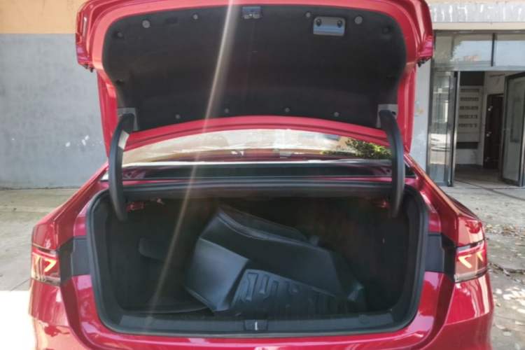 Used BYD Qin PLUS 2023 Champion Edition EV 510KM Leading Model Trunk