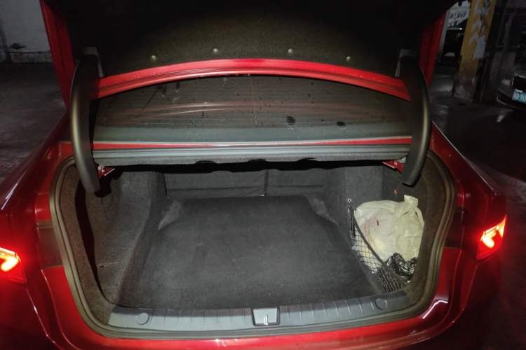 Used BYD Qin PLUS 2023 Champion Edition DM-i 120KM Beyond Model Trunk