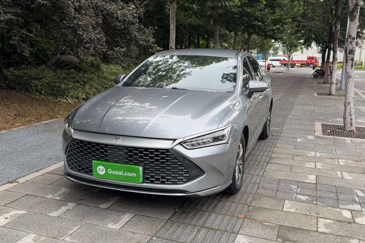 Używany BYD Qin PLUS 2023 Champion Edition DM-i 55KM Leading Model Guazi used car, China used car export, Used car for sale, Used cars, Cheapest cars for sale