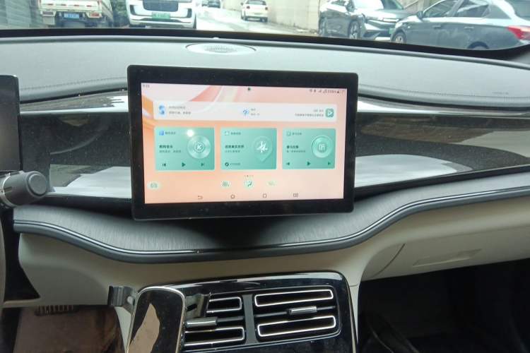 Used BYD Qin PLUS 2023 Champion Edition DM-i 55KM Leading Model Audio And AC Panel