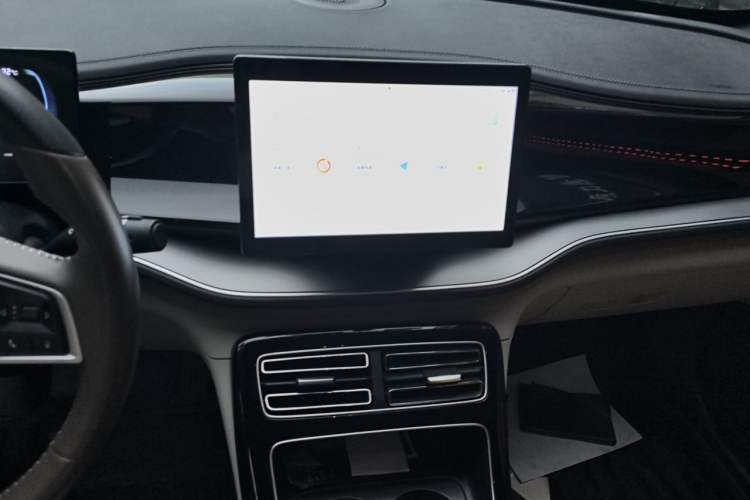 Used BYD Qin PLUS 2023 Champion Edition DM-i 55KM Superior Model Audio And AC Panel