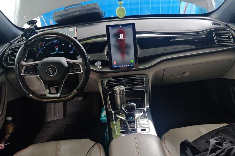 Used BYD Qin PLUS 2023 Champion Edition DM-i 120KM Leading Model Center Console