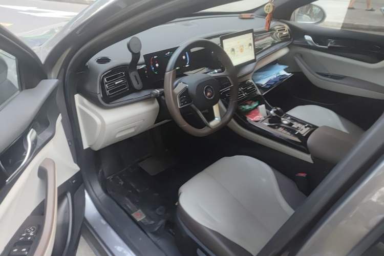 Used BYD Qin PLUS 2023 Champion Edition DM-i 55KM Leading Model Driver Seat