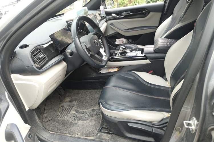 Used BYD Qin PLUS 2023 Champion Edition DM-i 55KM Leading Model Driver Seat