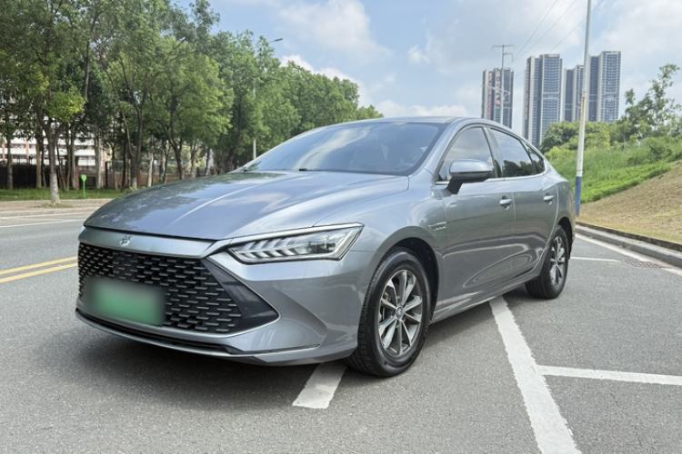 Gebrauchter BYD Qin PLUS 2023 Champion Edition DM-i 55KM Leading Model Guazi used car, China used car export, Used car for sale, Used  cars, Cheapest cars for sale