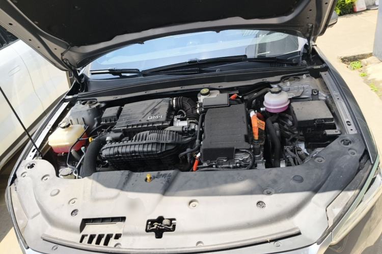 Used BYD Qin PLUS 2023 Champion Edition DM-i 120KM Beyond Model Engine Bay
