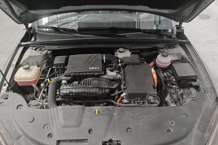 Used BYD Qin PLUS 2023 Champion Edition DM-i 120KM Leading Model Engine Bay