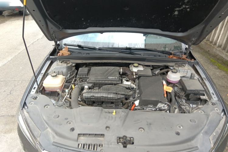 Used BYD Qin PLUS 2023 Champion Edition DM-i 55KM Leading Model Engine Bay