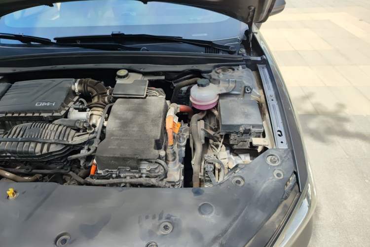 Used BYD Qin PLUS 2023 Champion Edition DM-i 55KM Leading Model Engine Bay Left