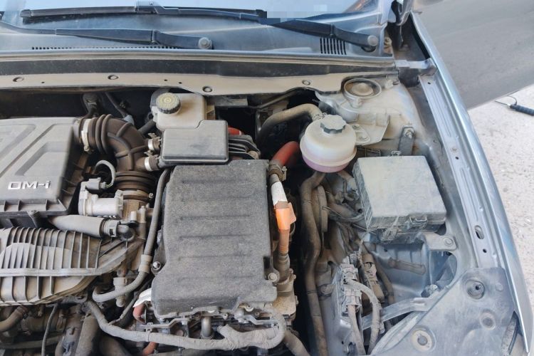 Used BYD Qin PLUS 2023 Champion Edition DM-i 55KM Leading Model Engine Bay Left