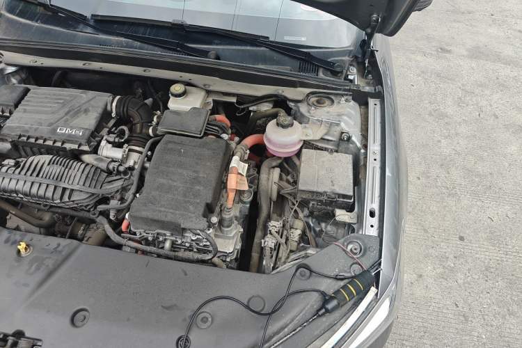 Used BYD Qin PLUS 2023 Champion Edition DM-i 55KM Superior Model Engine Bay Left