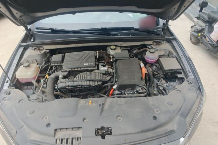 Used BYD Qin PLUS 2023 Champion Edition DM-i 55KM Leading Model Engine Bay