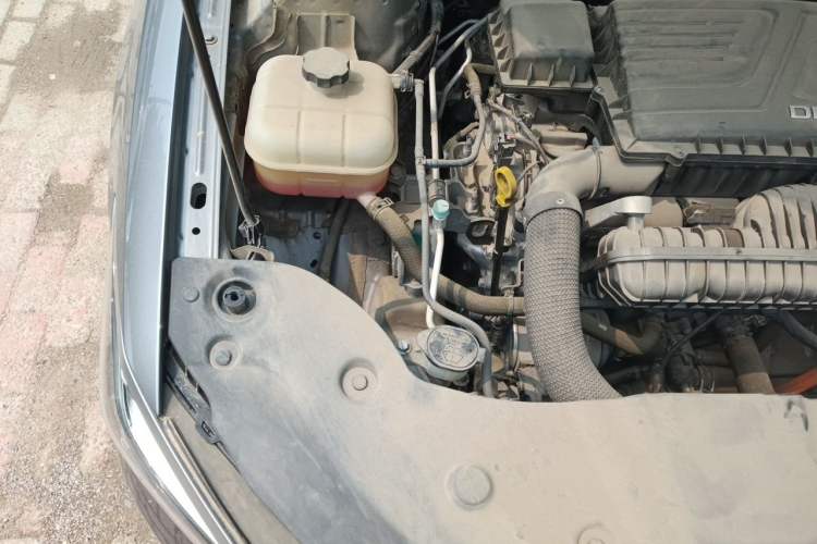 Used BYD Qin PLUS 2023 Champion Edition DM-i 55KM Superior Model Engine Bay Right