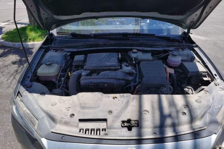 Used BYD Qin PLUS 2023 Champion Edition DM-i 120KM Leading Model Engine Bay Right