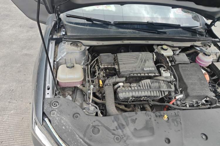 Used BYD Qin PLUS 2023 Champion Edition DM-i 55KM Superior Model Engine Bay Right