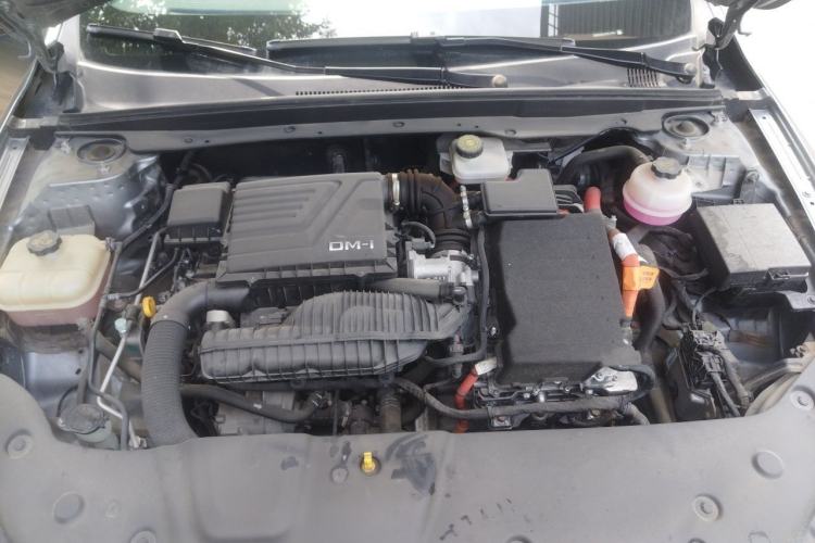 Used BYD Qin PLUS 2023 Champion Edition DM-i 55KM Leading Model Engine Bay