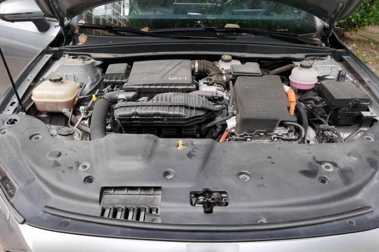 Used BYD Qin PLUS 2023 Champion Edition DM-i 120KM Beyond Model Engine Bay