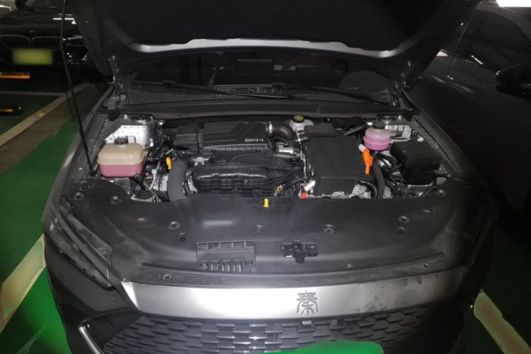 Used BYD Qin PLUS 2023 Champion Edition DM-i 120KM Leading Model Engine Bay