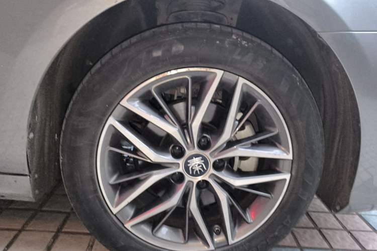 Used BYD Qin PLUS 2023 Champion Edition DM-i 55KM Superior Model Exterior 1