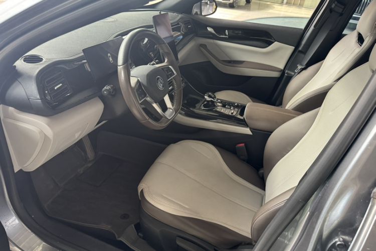 Used BYD Qin PLUS 2023 Champion Edition DM-i 55KM Leading Model Exterior 9