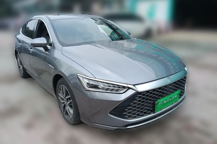 Used BYD Qin PLUS 2023 Champion Edition DM-i 55KM Superior Model Front Right 45 Deg