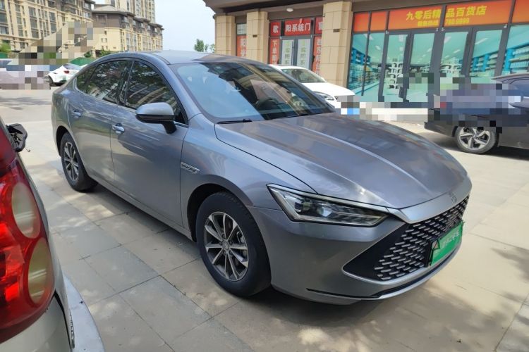 Used BYD Qin PLUS 2023 Champion Edition DM-i 55KM Leading Model Front Right 45 Deg