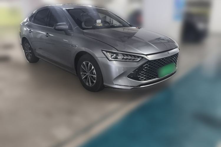 Used BYD Qin PLUS 2023 Champion Edition DM-i 55KM Leading Model Front Right 45 Deg
