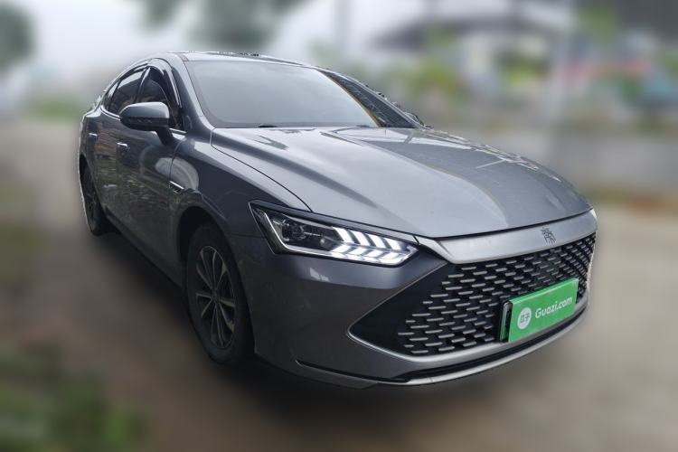 Used BYD Qin PLUS 2023 Champion Edition DM-i 55KM Leading Model Front Right 45 Deg