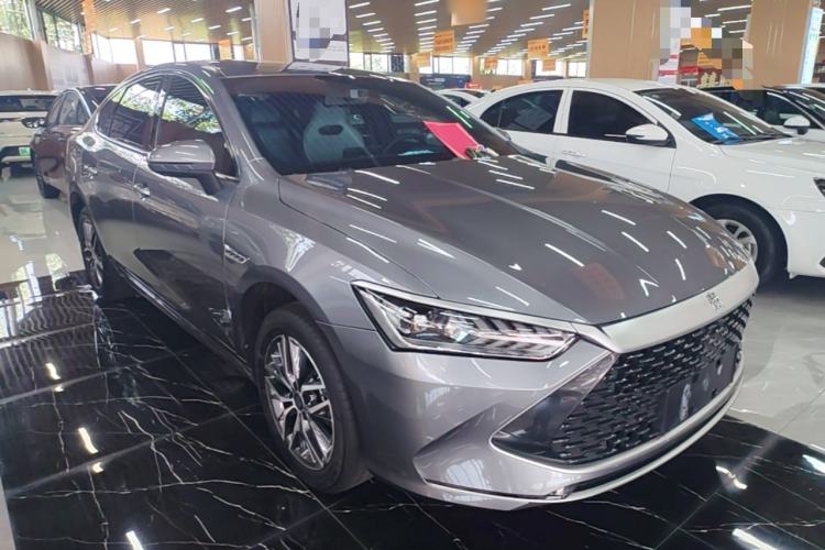 Used BYD Qin PLUS 2023 Champion Edition DM-i 120KM Leading Model Front Right 45 Deg