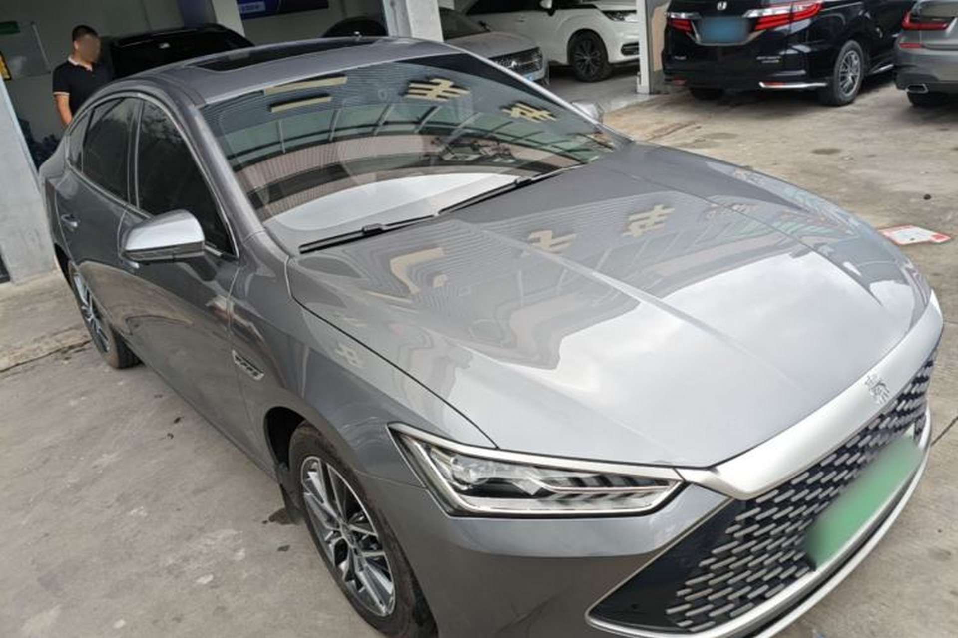 Used BYD Qin PLUS 2023 Champion Edition DM-i 55KM Superior Model Front Right 45 Deg
