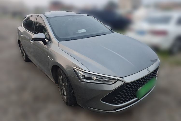 Used BYD Qin PLUS 2023 Champion Edition DM-i 55KM Leading Model Front Right 45 Deg