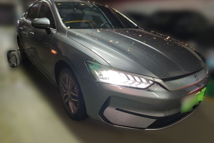 Used BYD Qin PLUS 2023 Champion Edition EV 420KM Leading Model Front Right 45 Deg