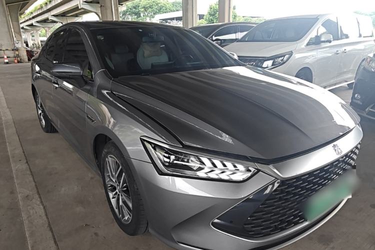 Used BYD Qin PLUS 2023 Champion Edition DM-i 55KM Superior Model Front Right 45 Deg