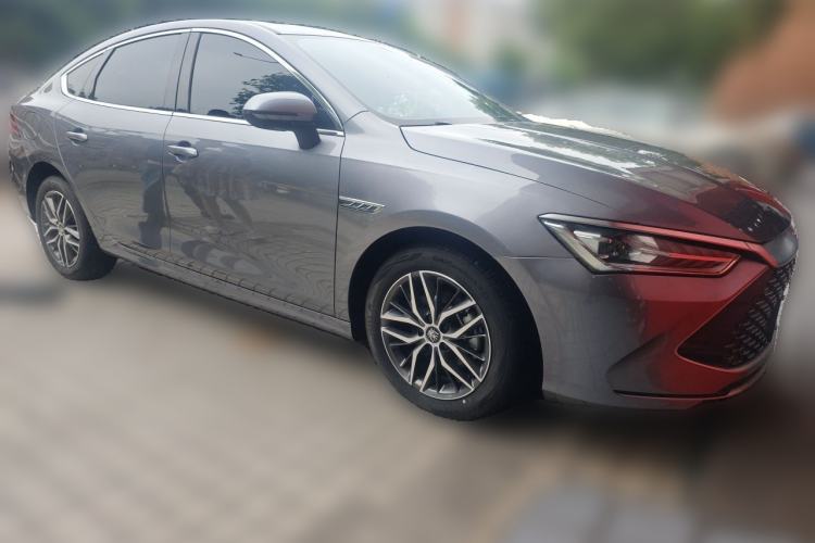 Used BYD Qin PLUS 2023 Champion Edition DM-i 55KM Superior Model Front Right 45 Deg