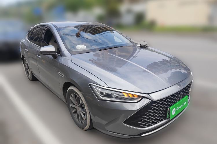 Used BYD Qin PLUS 2023 Champion Edition DM-i 55KM Leading Model Front Right 45 Deg