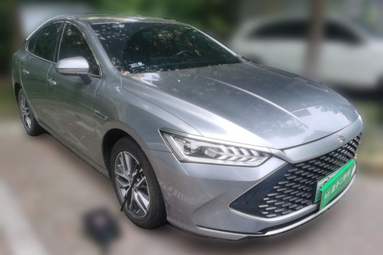 Used BYD Qin PLUS 2023 Champion Edition DM-i 120KM Beyond Model Front Right 45 Deg