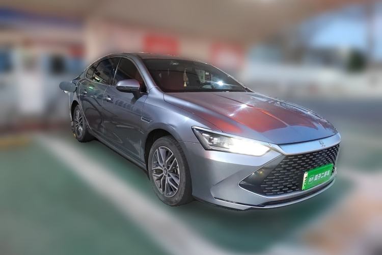 Used BYD Qin PLUS 2023 Champion Edition DM-i 120KM Leading Model Front Right 45 Deg
