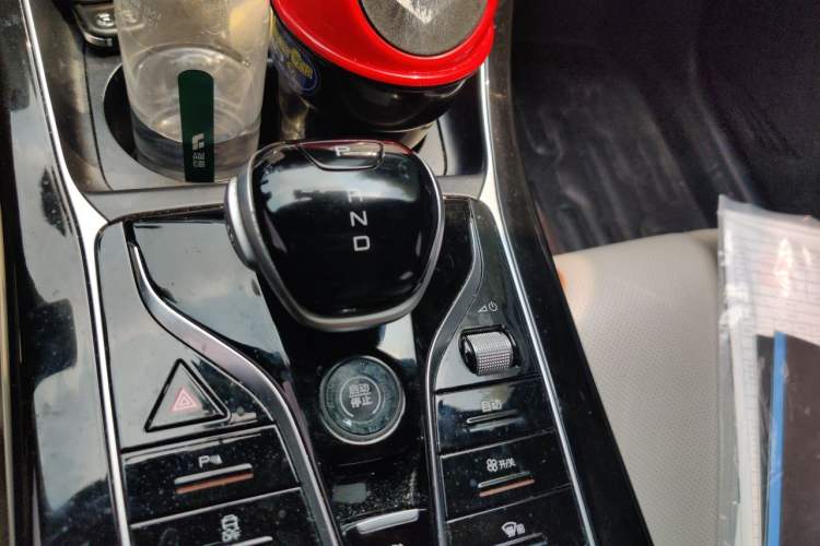 Used BYD Qin PLUS 2023 Champion Edition DM-i 120KM Leading Model Gear Lever