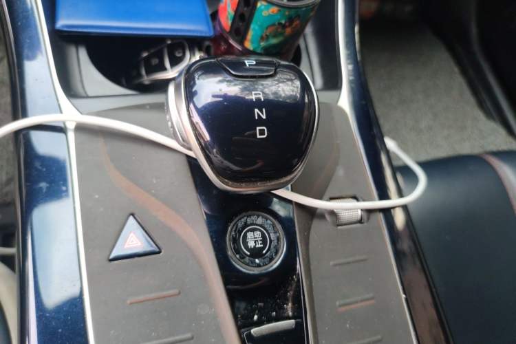 Used BYD Qin PLUS 2023 Champion Edition EV 420KM Leading Model Gear Lever