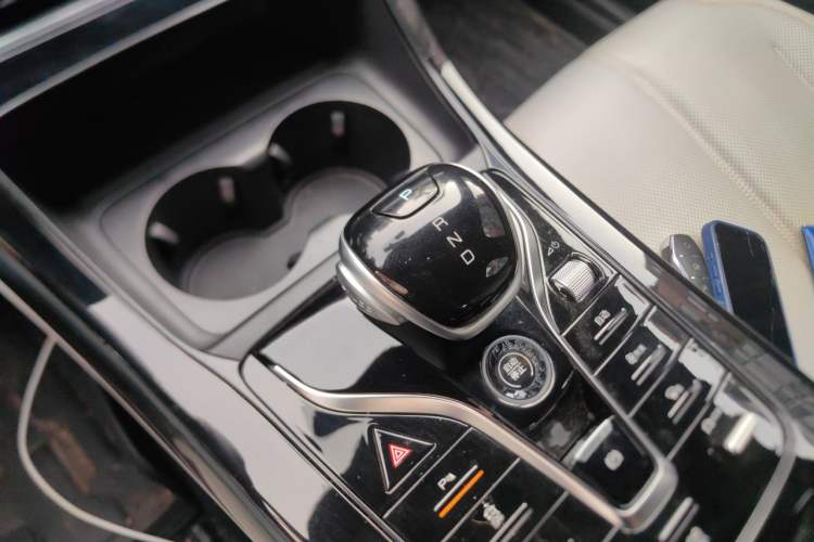 Used BYD Qin PLUS 2023 Champion Edition DM-i 55KM Leading Model Gear Lever