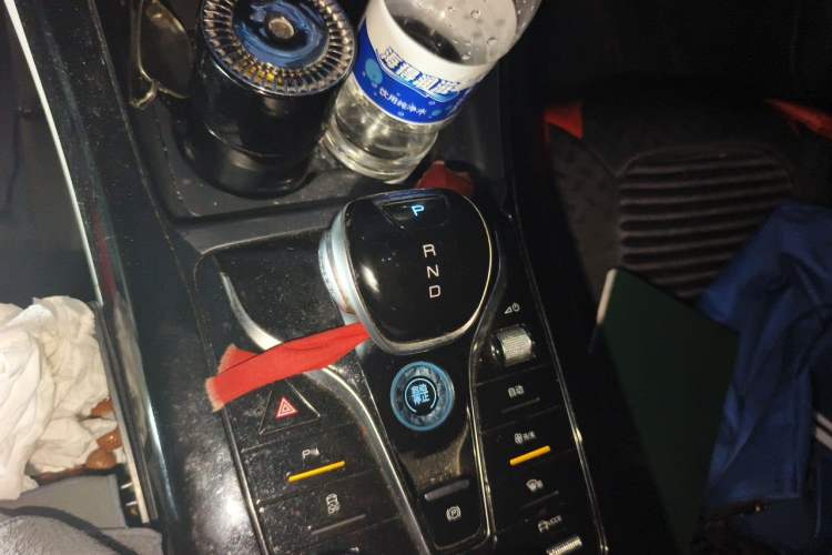 Used BYD Qin PLUS 2023 Champion Edition DM-i 55KM Leading Model Gear Lever