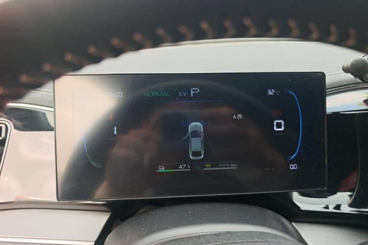 Used BYD Qin PLUS 2023 Champion Edition DM-i 120KM Leading Model Instrument Cluster