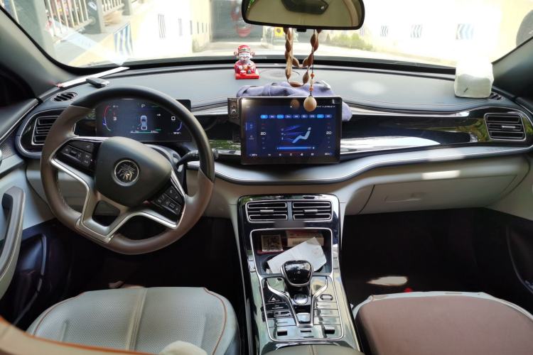 Used BYD Qin PLUS 2023 Champion Edition EV 420KM Leading Model Interior 2